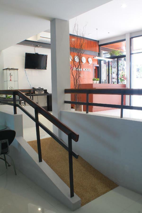 S'Prima Hostel Phitsanulok Extérieur photo