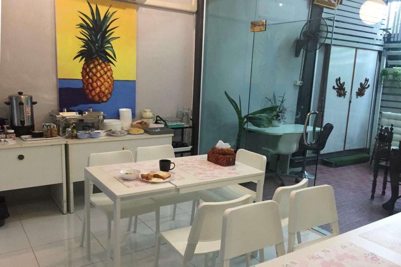 S'Prima Hostel Phitsanulok Extérieur photo